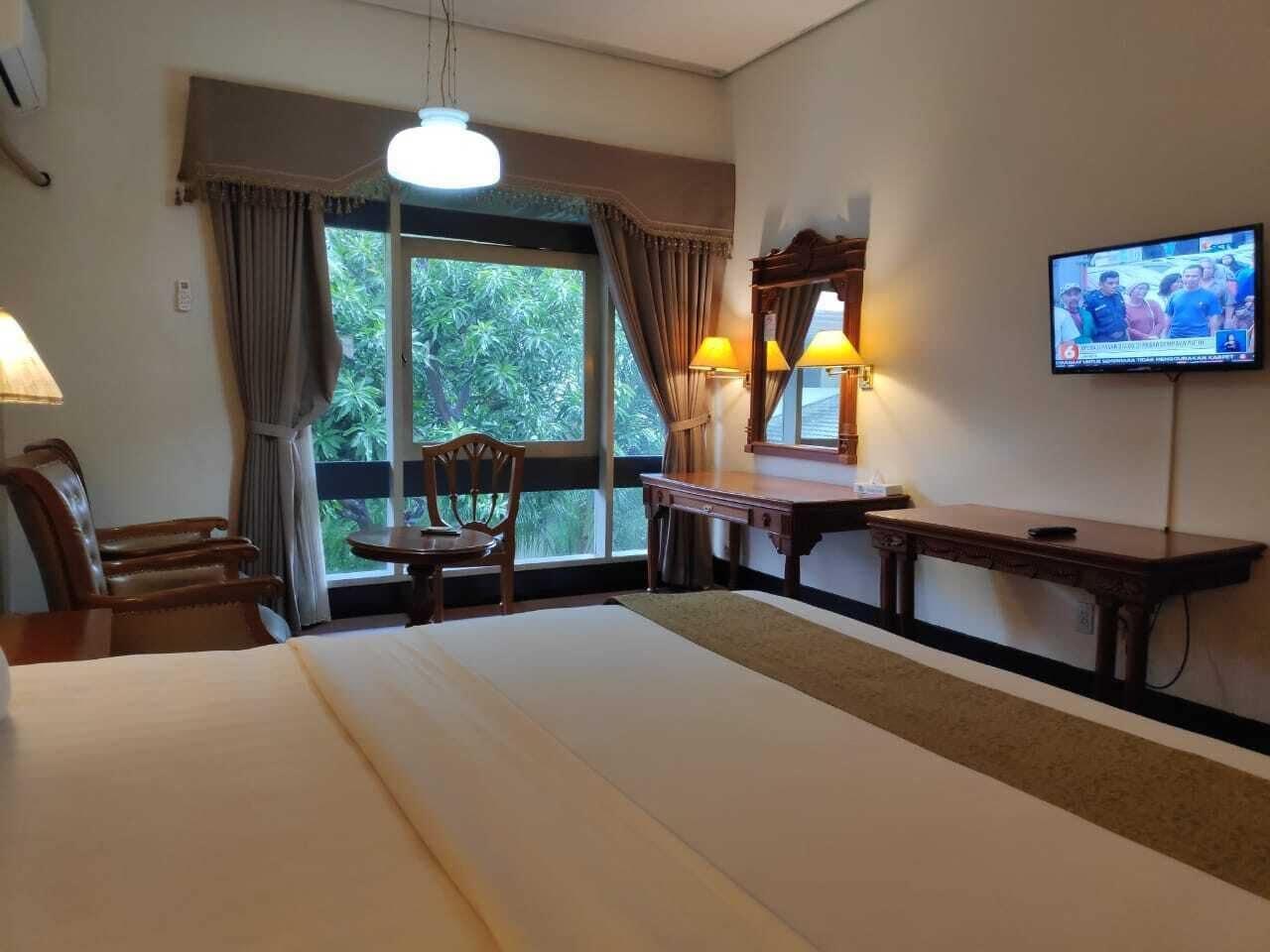 New Grand Park Hotel Сурабая Екстериор снимка